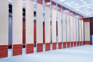 Ściana działowa przesuwna ze stopu aluminium dla sali wystawowej / sali konferencyjnej