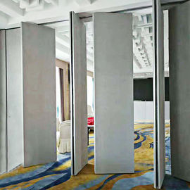 Zdejmowalne ścianki działowe do sali bankietowej o grubości 65 mm