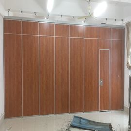 Ruchome drewniane dźwiękoszczelne ściany przesuwne składane do sali bankietowej