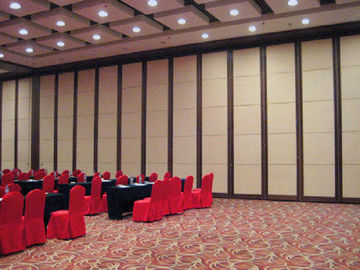 Dźwiękoszczelna sala konferencyjna Obsługiwane składane ścianki działowe Rama aluminiowa