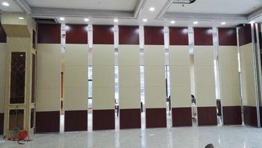 Dźwiękoszczelne drewniane ruchome ścianki działowe do sali konferencyjnej Dostosowany kolor