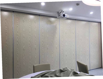Wielobarwne materiały akustyczne przesuwane ruchome ścianki działowe Meble komercyjne - oszczędność miejsca