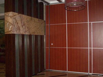 Custom Color Acoustic Office Partition Wall / Sliding Door Drewniane składane drzwi partycji