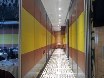 Niestandardowe drewniane przesuwane ruchome ścianki działowe dla mebli hotelowych
