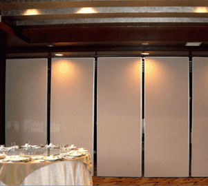 Hotel ruchome akustyczne drewniane wiszące składane ścianki działowe Dekoracja wnętrz