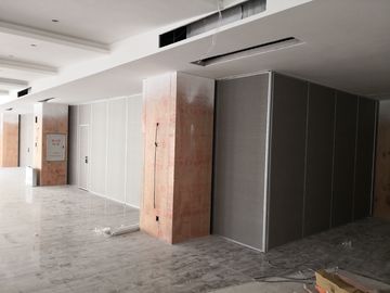 Powierzchnie podłogi melaminowanej do sufitu Ściany składane do pokoju konferencyjnego