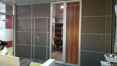 Multi Color Akustyczne ruchome ścianki działowe Aluminiowy system wiszący do sali bankietowej