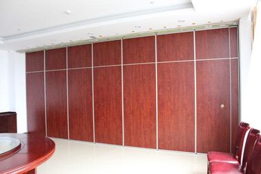 Sala bankietowa przesuwne ścianki działowe Drzwi dźwiękoszczelne drewniane z powierzchnią tkaniny