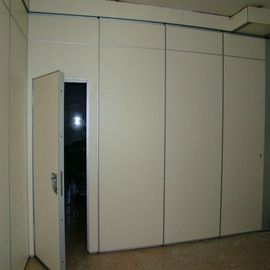 Dźwiękoszczelny składany panel przesuwny z drzwiami przesuwnymi i drzwiami dostępowymi