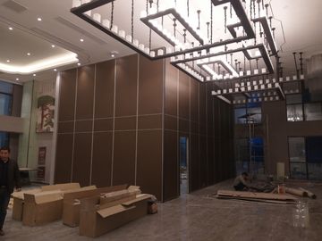 Elastyczny system Aluminiowa rama MDF Przesuwne ściany działowe do hali wystawowej