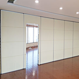 Dźwiękoszczelna przestrzeń oddzielająca panel akustyczny Ruchome ściany działowe do sali konferencyjnej