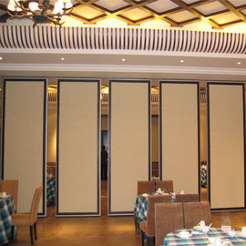 Składane drzwi do pokoju Ruchome ściany działowe do sali bankietowej w hotelu Dominica