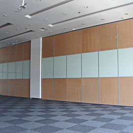 Współczesne przesuwne ścianki składane Ruchome ścianki działowe akustyczne