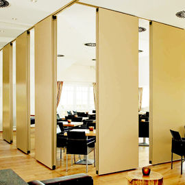 Dźwiękoszczelne drewniane składane ruchome ściany działowe do sali konferencyjnej