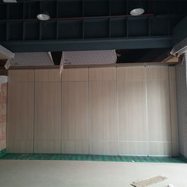 Dźwiękoszczelne składane aluminiowe ruchome ściany działowe do sali hotelowej i bankietowej