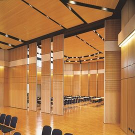 Sala bankietowa z dźwiękoszczelną ścianką działową i ruchomą ścianą Specyfikacja materiałów drewnianych
