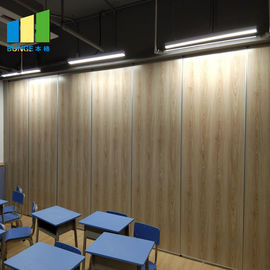 Ścianka działowa biblioteki szkolnej Składane ścianki działowe Wnętrze do pokoju konferencyjnego