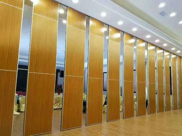 ruchome szklane ścianki działowe lub stałe szklane ścianki działowe do biura lub sali konferencyjnej