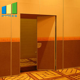 System przegród ruchomych Akustyczne ściany przesuwne z drzwiami do sali konferencyjnej