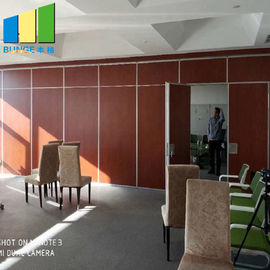 Ścianki działowe z przesuwanymi ściankami biurowymi Składana ścianka działowa do sali konferencyjnej