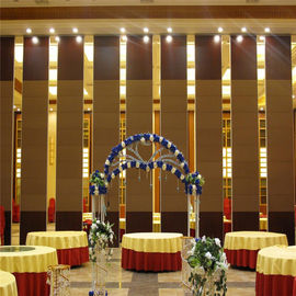 85 Mm Sala bankietowa Składane ściany działowe Półautomatyczne ruchome ściany działowe Hotelowe Dźwiękoszczelne dla Malezji