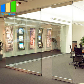 Składane ruchome ściany działowe / zacisk Bezramowa szklana ścianka działowa do centrum konferencyjnego