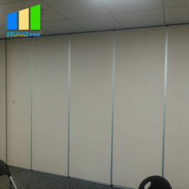 Przesuwne ścianki działowe EBUNGE Ruchome ściany Dzielnik przestrzeni Wykończenie MDF do sali konferencyjnej w biurze