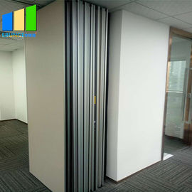 Przesuwne ścianki działowe EBUNGE Ruchome ściany Dzielnik przestrzeni Wykończenie MDF do sali konferencyjnej w biurze