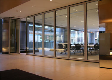 Aluminiowa rama działowa biurowa wokół szklanej ściany działowej Przydatna, dobrze wykonana