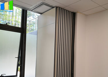 Strona główna Ruchome ściany działowe Aluminiowy ekran dzielący pokój do willi