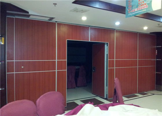 Dostosowana aluminiowa rama 65 mm Ruchoma ścianka działowa hotelu do sali hotelowej