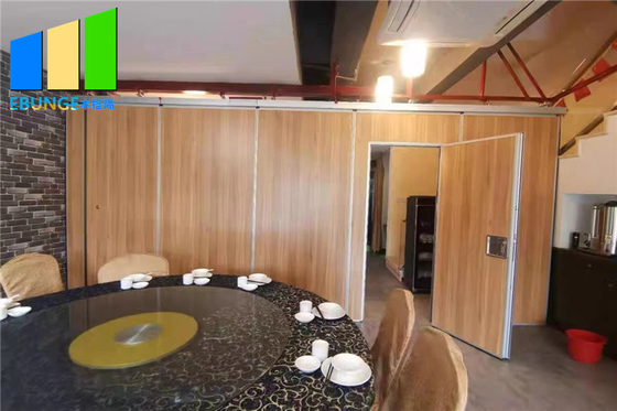 Restauracja Room Wood Tymczasowa dźwiękoszczelna ścianka działowa dla pięciogwiazdkowego hotelu