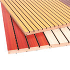 Drewniany rowkowany panel akustyczny
