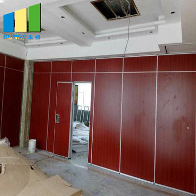 Niestandardowy aluminiowy przemienny panel ściany rozdzielczej o wysokości 15 M Max 600-1200 mm