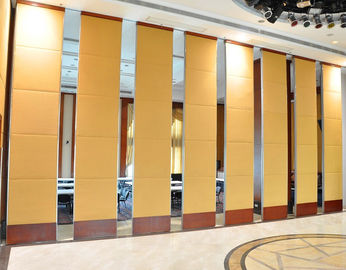 Drzwi przesuwne podłogowe do sufitu Obsługiwane ściany działowe na panele bankietowe / akustyczne przesuwne panele ścienne