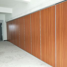 Anodowana aluminiowa ścianka działowa MDF do montażu na suficie wolnostojąca Dostosowany kolor