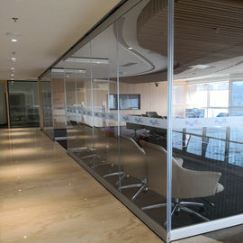 Bezramowe szklane meble biurowe Przegrody Ściany działające do sali konferencyjnej
