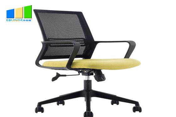 Krzesło obrotowe z tkaniny wykonawczej Czarne siatkowe krzesło biurowe ze średnim oparciem Krzesło biurowe